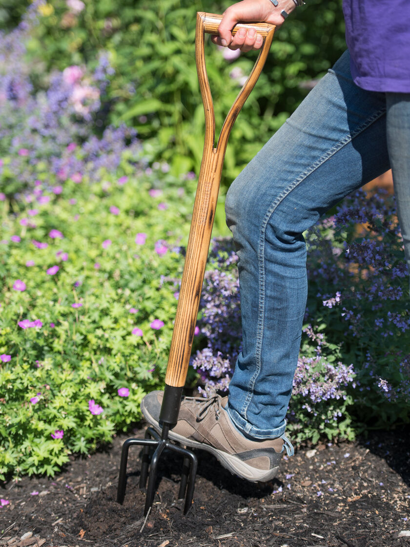 Intervale Long-Handled Ground Breaking Tool