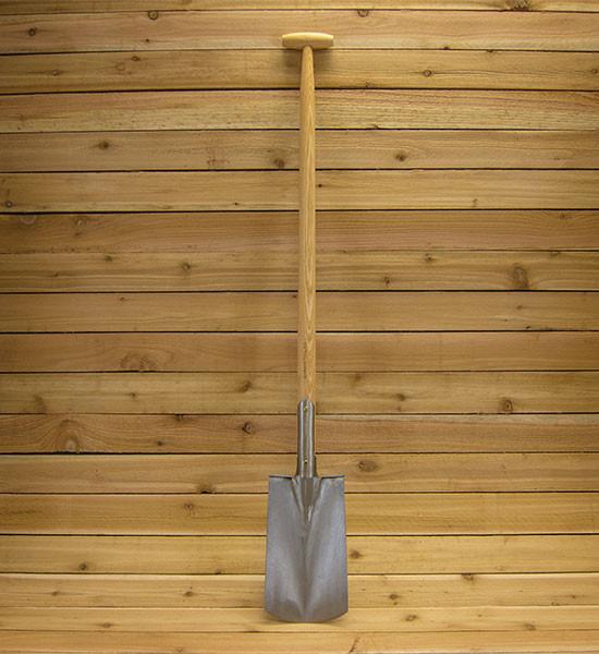 Large Garden Spade with steps by Sneeboer Tools