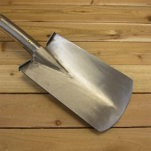 Large Garden Spade with steps by Sneeboer Tools