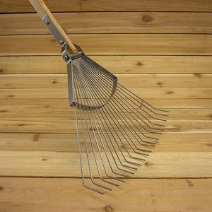 Leaf Rake 20-Tine by Sneeboer