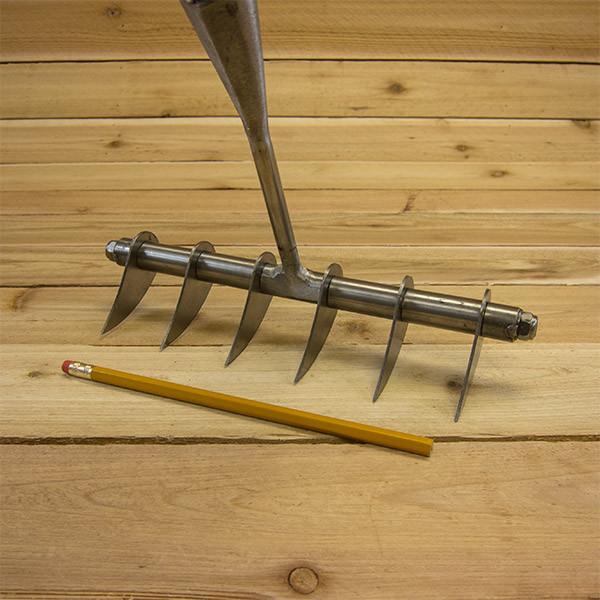 Scarifying Rake by Sneeboer